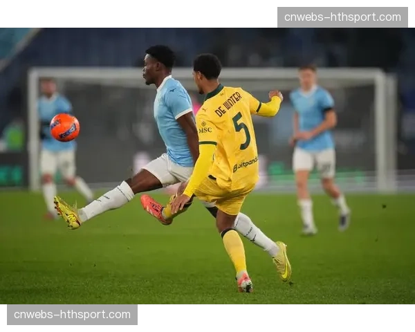 官方：拉齐奥边锋扎卡尼训练中肌肉不适，将休战十天